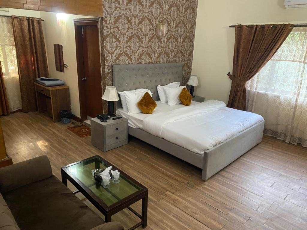 Imperial Guest House Islamabad Zewnętrze zdjęcie